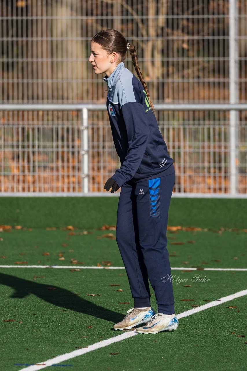 Bild 67 - wBJ VfL Pinneberg2 - Eimsbuttler TV 3 : Ergebnis: 5:0